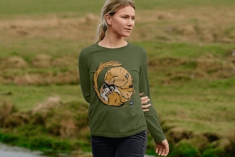 A person wears one of the new Surrey Wildlife Trust t-shirts