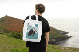 Tote bag with badger design